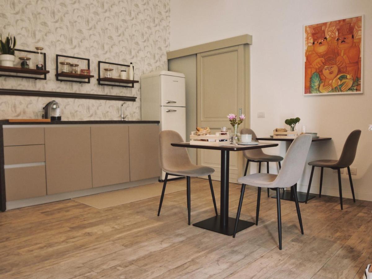 Adele E Il Duca Bed And Breakfast Lecce Exterior photo